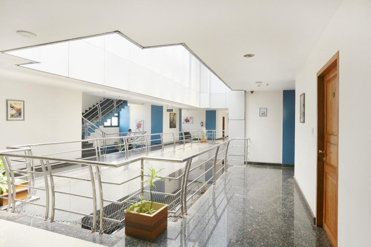Capital O 45944 Club 7 Hotel Тирувала Екстериор снимка